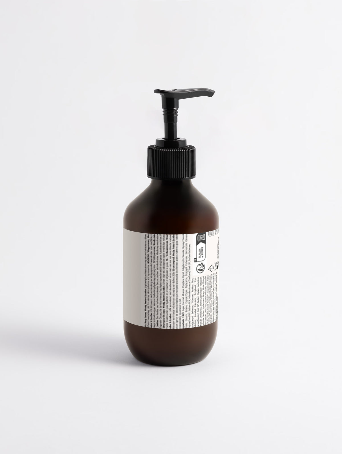 Sérum corps ambre, bois et cuir VYLA – vue détaillée